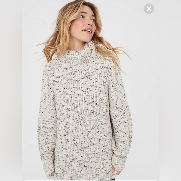 OFFLINE By Aerie Chillside Turtleneck Sweater‎ Size Large - Picture 1 of 13